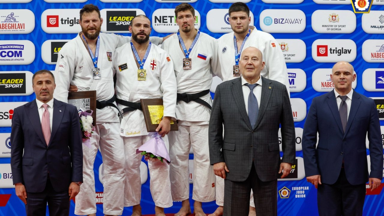 Kağıtspor'dan başarı üstüne başarı