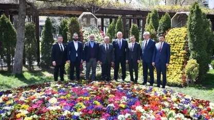 Kayseri Büyükşehir eski Bakan'ı ağırladı