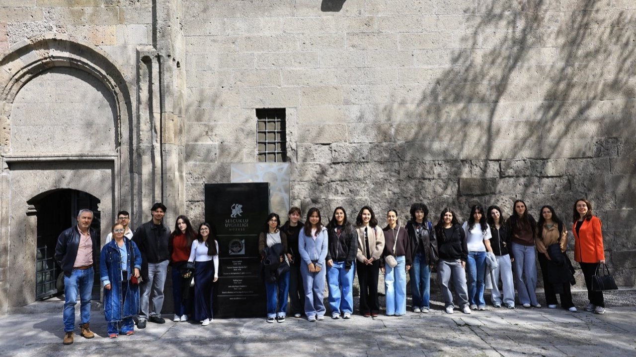 Kayseri Büyükşehir'den Portekizli öğrencilere 'Kültür Yolu'