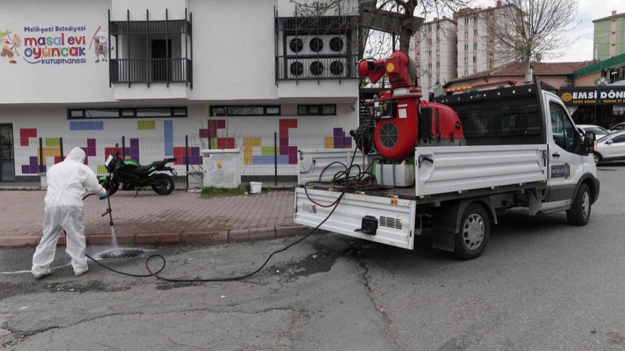 Kayseri Melikgazi'de haşeresiz yaz hazırlığı