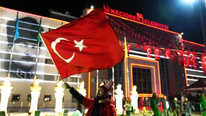 Keçiören'de kupa coşkusu dev ekrandan takip edildi