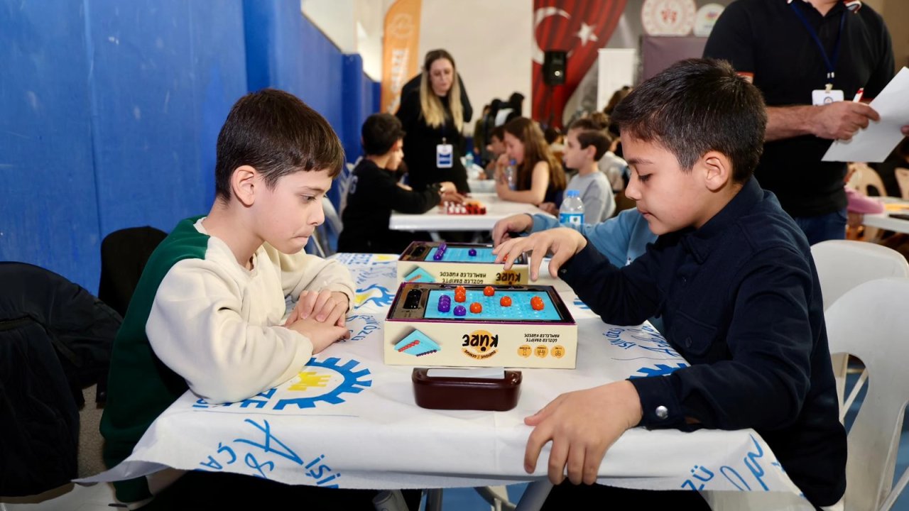 Kocaeli Gebze’de 8. Türkiye Akıl Ve Zeka Oyunları Turnuvası düzenlendi