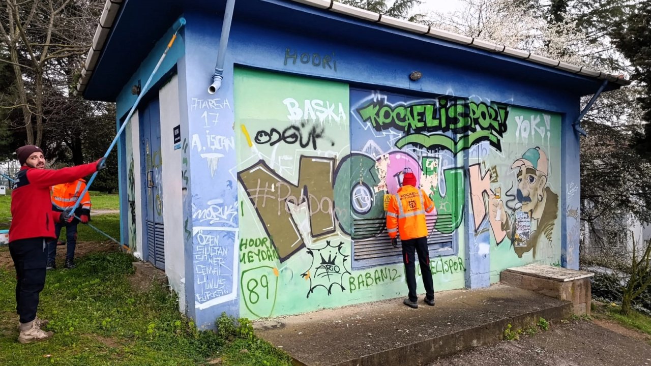 Kocaeli'de görüntü kirliliğine Büyükşehir dokunuşu