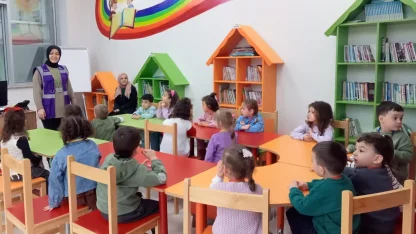 Koceli'de İZGİM Çocuk Kütüphanesi, öğrencileri ağırladı