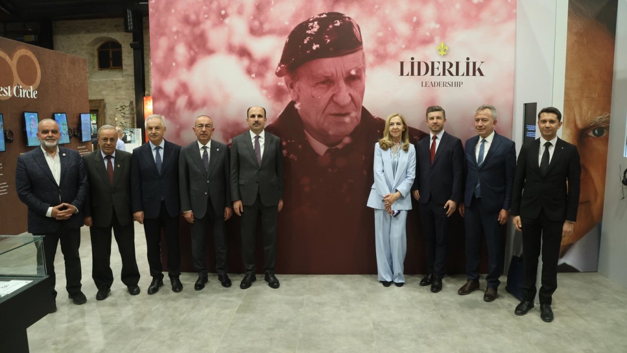 Konya Büyükşehir’den Aliya İzzetbegoviç sergisi