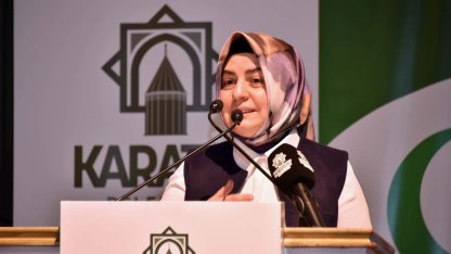 Konya Karatay'da evli çiftlere eğitim sürüyor