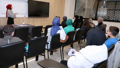 Konya Karatay'da gençlikte bahar dönemi başladı