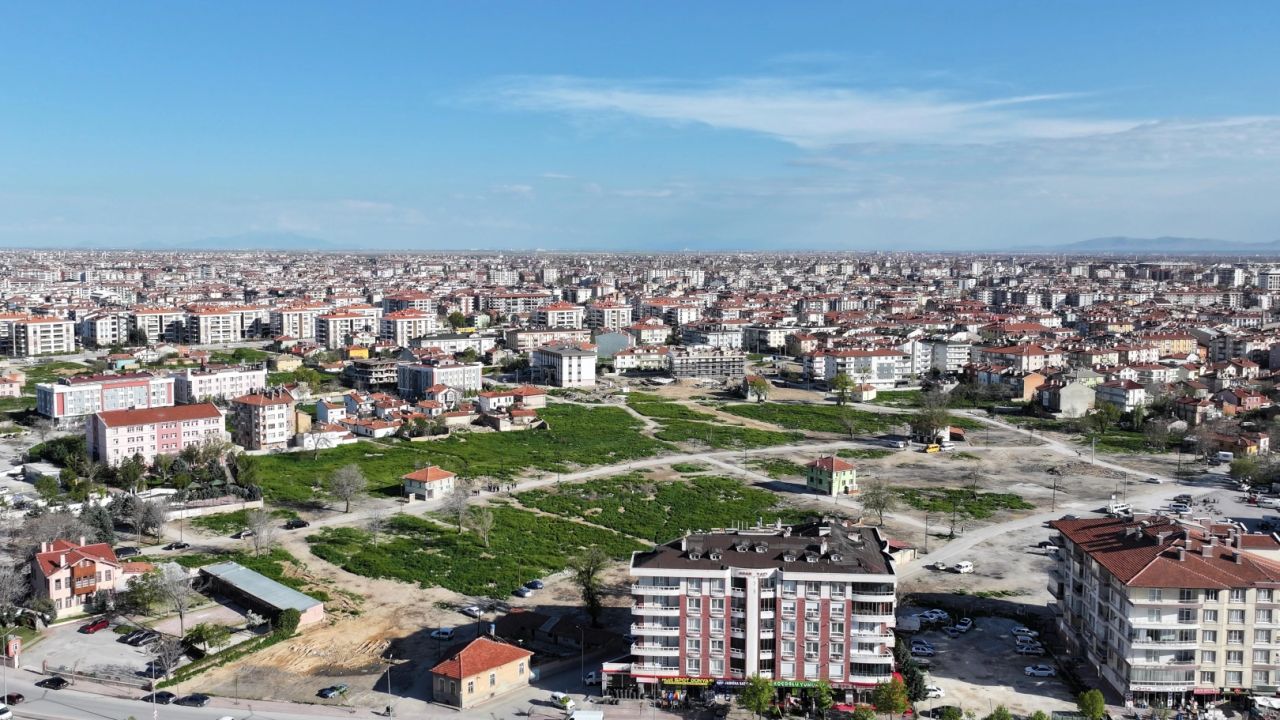Konya'da kentsel dönüüşüm alanına yakın mercek
