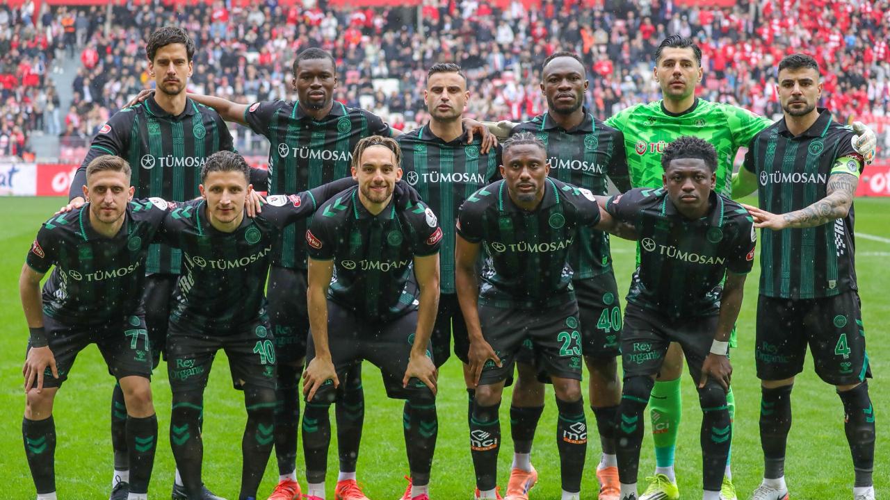 Konyaspor-Samsun deplasmanından 1 puanla dönüyor