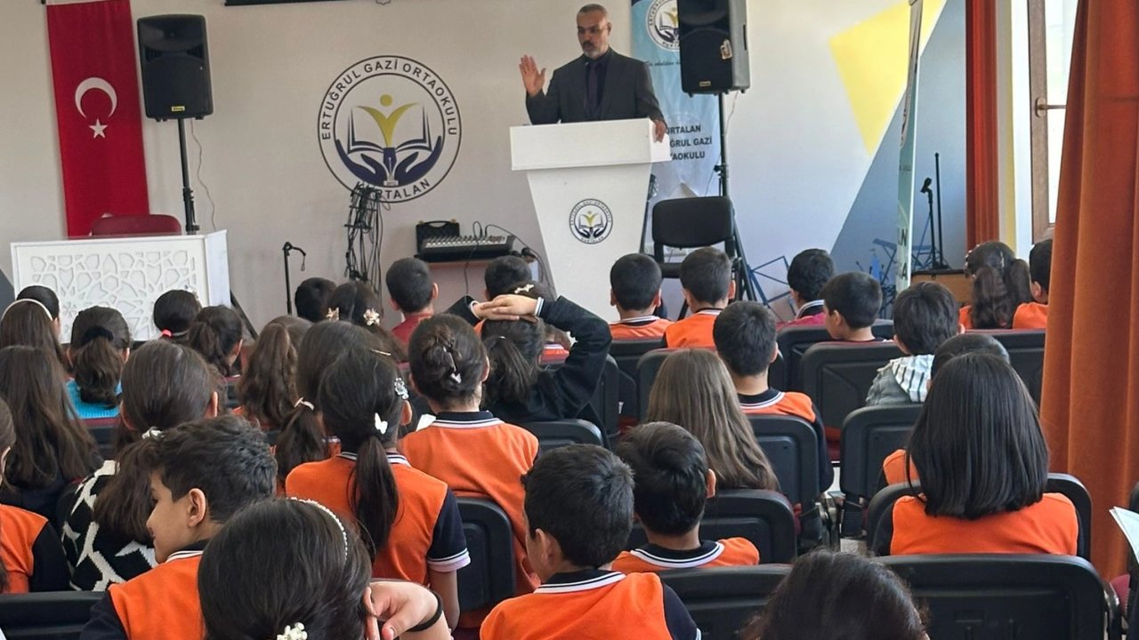 Kurtalan’da minik yürekler yazarla buluştu