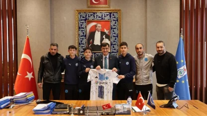 Kütahyaspor U-15’ten namağlup şampiyonluk