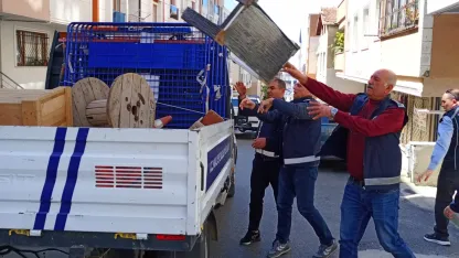 Maltepe'nin iki mahallesinde kaldırım ve yol işgali denetimi