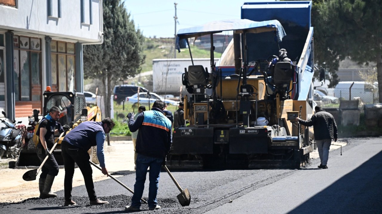 Manisa Ayakkabıcılar Sitesi'nde 2 bin tonluk serim