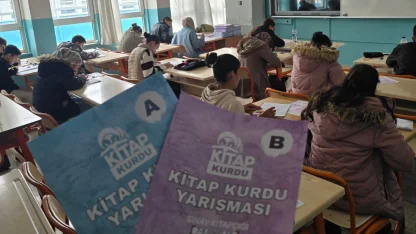 Mardin’de TÜGVA’dan “Kitap Kurdu” sınavı