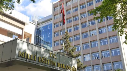 MEB'den izinsiz okullara devam eden öğrencilere yakın takip