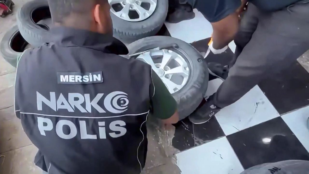 Mersin’de lastiklere gizlenmiş kilolarca eroin ele geçirildi