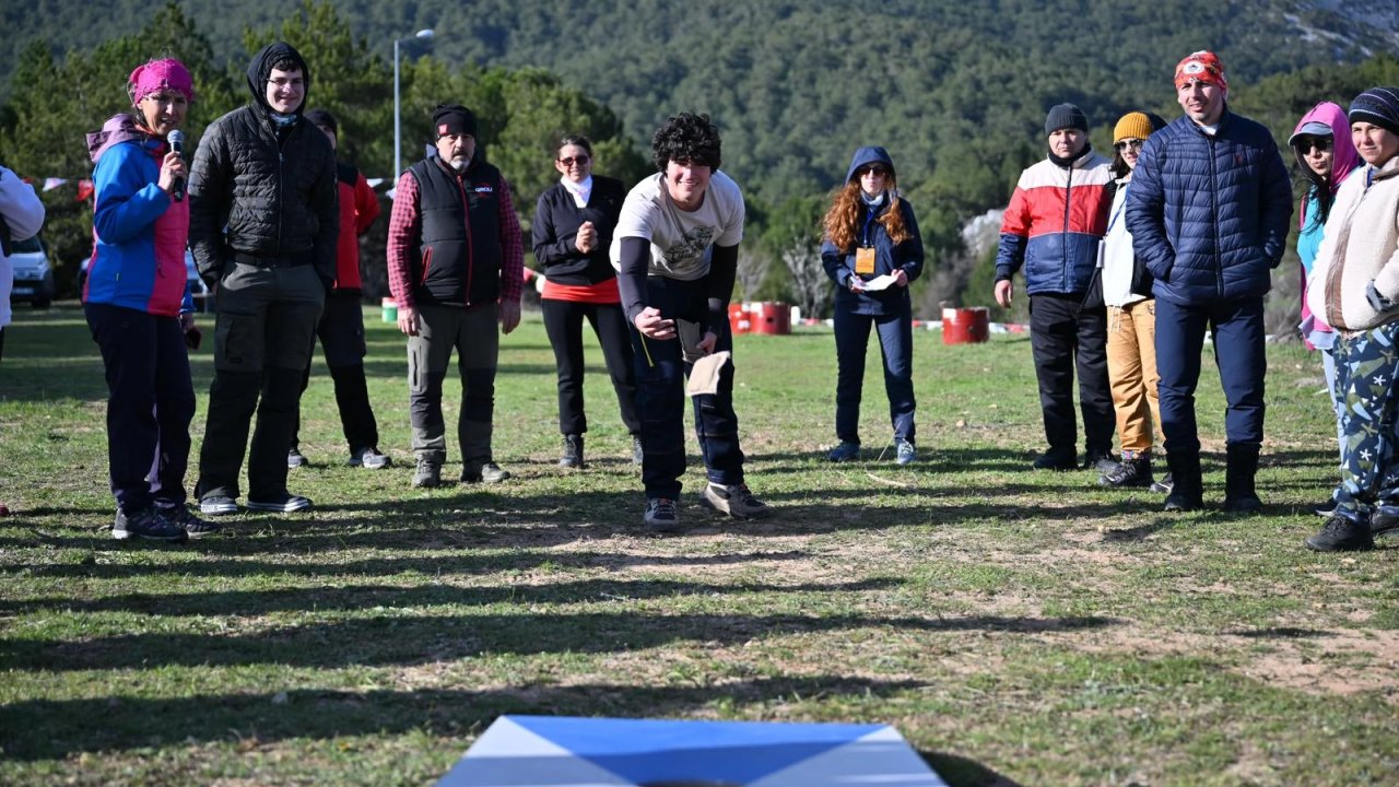 Mesir Festivali’nde doğaseverler Spil Dağı’nda buluştu