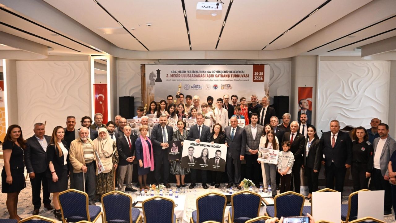 Mesir Satranç Turnuvası’nda ödüller verildi