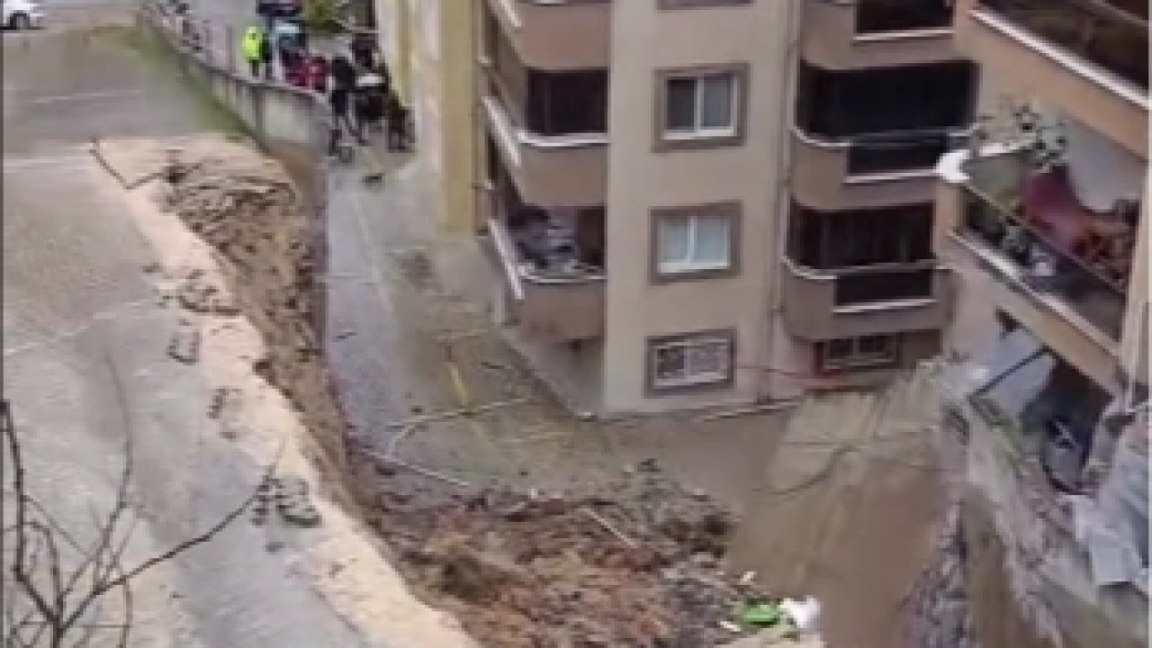 Mudanya Halitpaşa Mahallesi'nde istinat duvarı çöktü! 2 kattaki daireler tahliye edildi