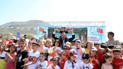 Mustafa Yalçın'dan '23 Nisan' mesajı