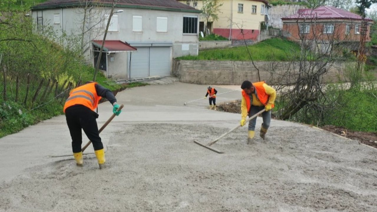 Ordu Korgan’da beton yol çalışması başlattı