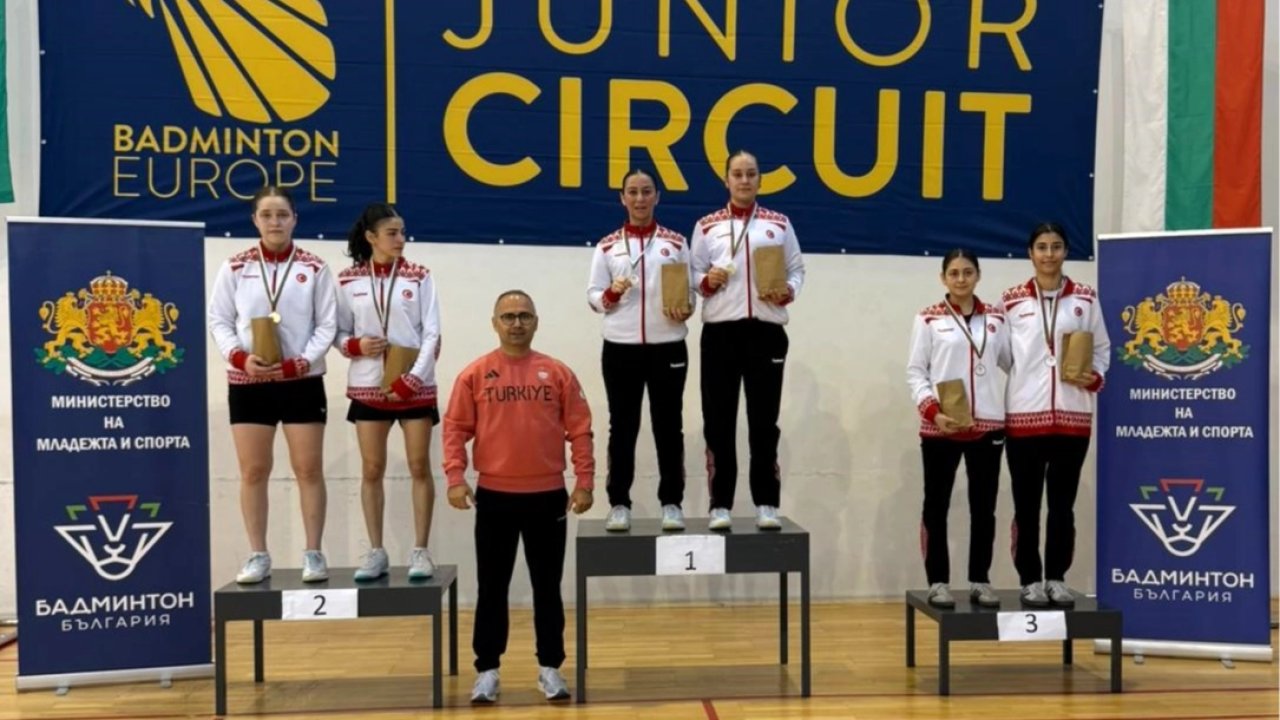 Osmangazili badmintonculardan çifte başarı