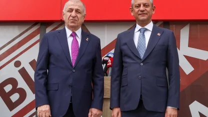 Özgür Özel, Ümit Özdağ ile görüştü... “Ara seçim yapılsın” çağrısı yinelendi