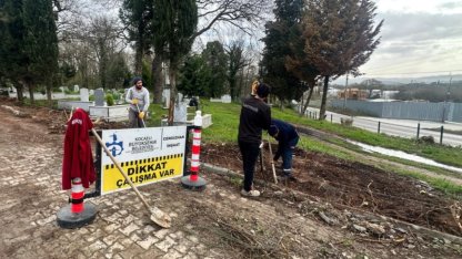 Pelitli Mezarlığı’nda tel çit ve panel uygulaması