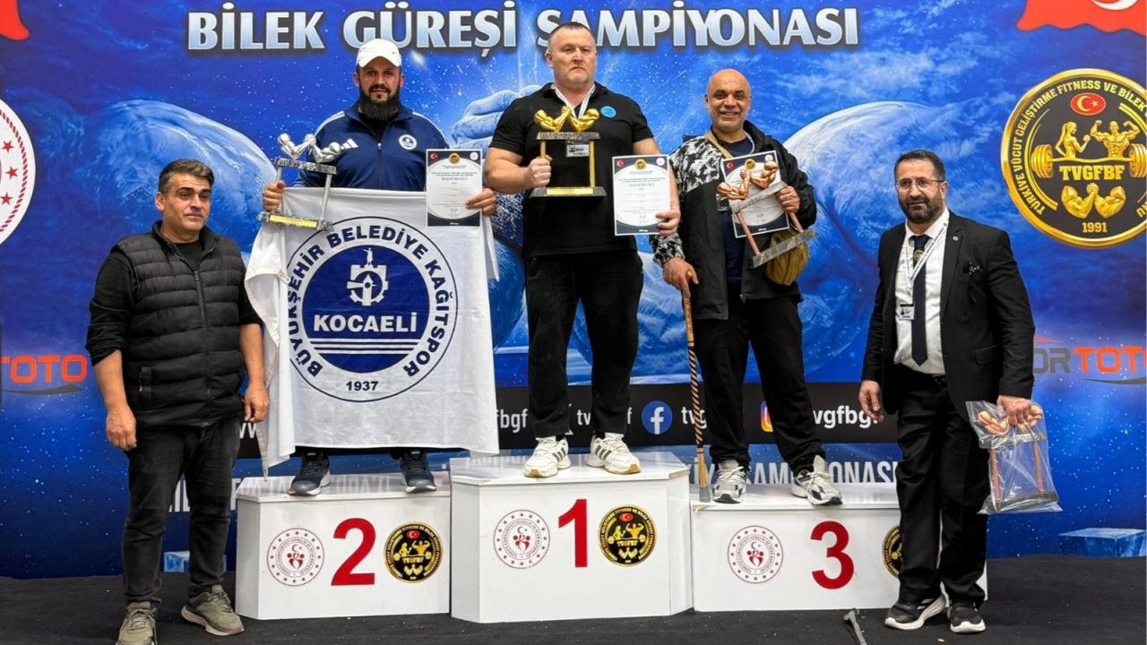 Pes etmeyenlerin kulübü Kağıtspor