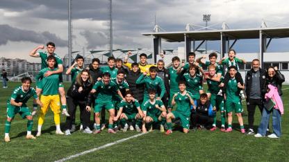 Genç kartallar grubunda şampiyon oldu