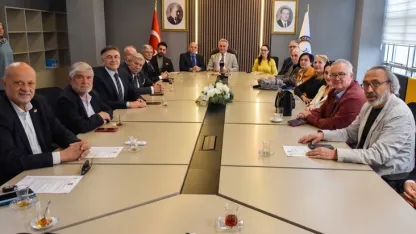 Rektör Karahasanoğlu: "Yapay zekayı fırsata çevirmeliyiz"