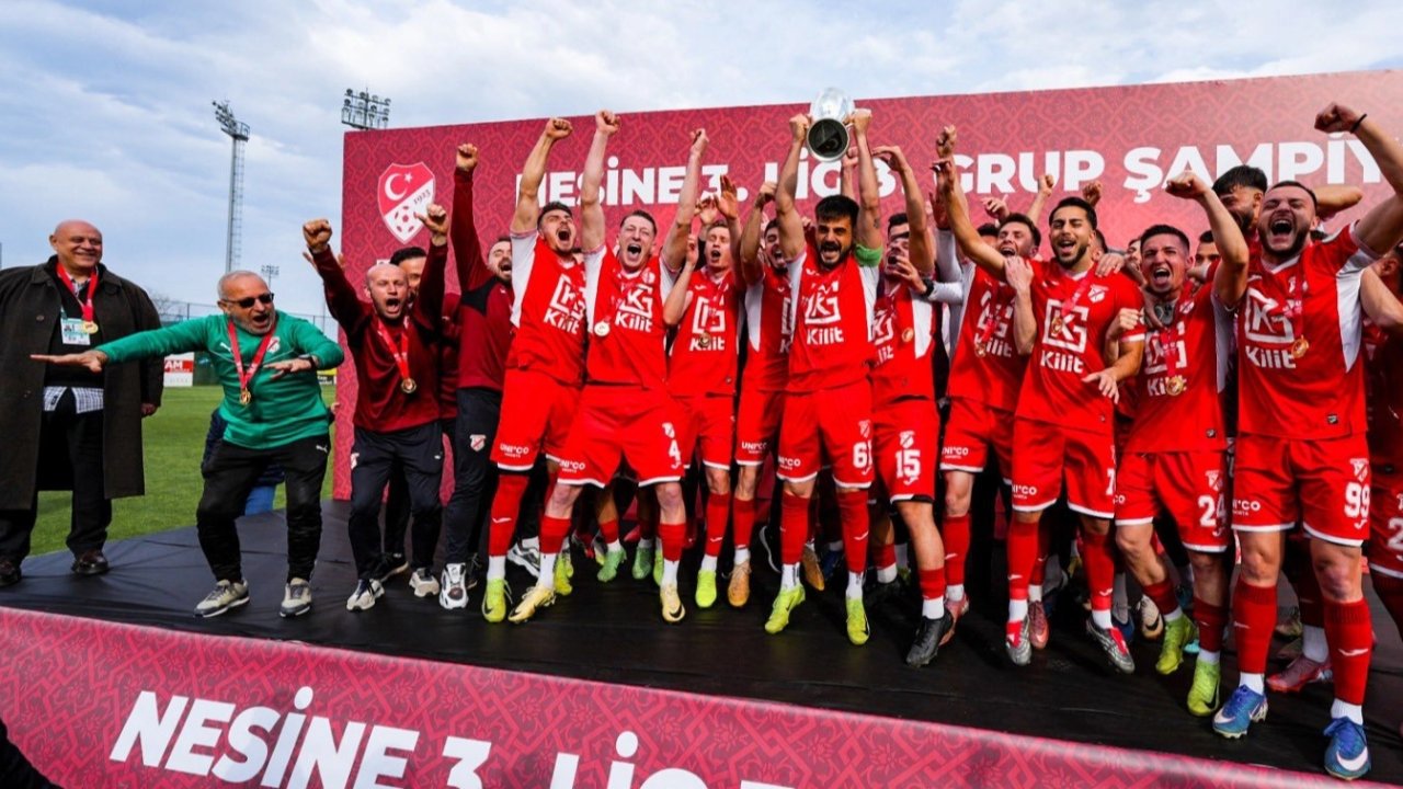 Sebat Gençlik Spor şampiyonluk kupasına kavuştu