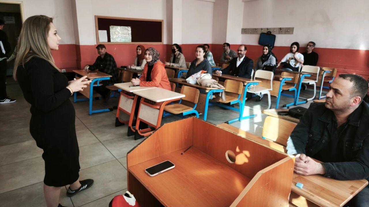 Şehit İlhan Varank İlk-Ortaokulu'ndan güçlü mesaj: Sağlam aile sağlam gelecek