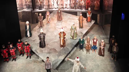 “Sinan” rüzgârı, Kocaeli Şehir Tiyatroları ile İstanbul’da esiyor