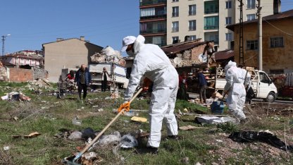 Sivas’ta izinsiz atık alanlarına müdahale