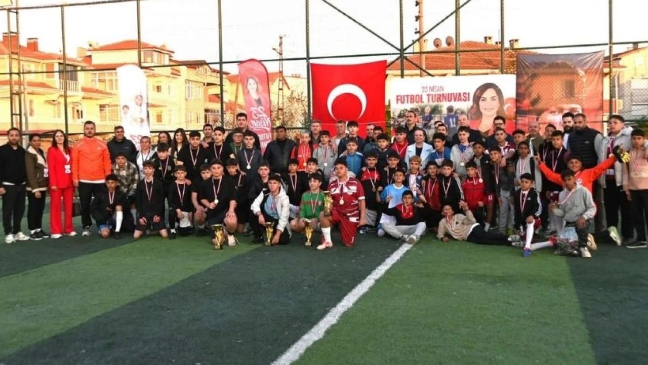 Tekirdağ'da miniklerden futbol resitali