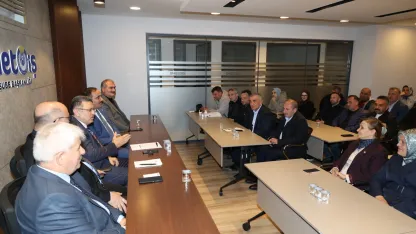 Trabzon'da Başkan Genç’ten Hizmet-İş'e ziyaret