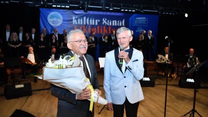 Türk Sanat Müziği Kayseri Kent Korosu kulakların pasını sildi