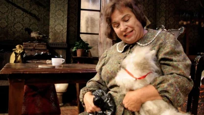 Türk tiyatrosunun usta ismi Feyha Çelenk vefat etti