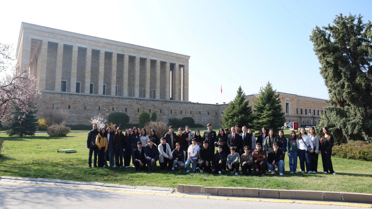 Yürüyen Köşk’ün çınarı Anıtkabir’de hayat buldu... O ağaç klonlama ile çoğaltıldı