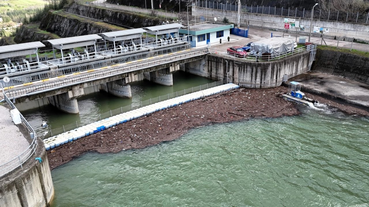 Yuvacık Barajı’nda 125 metreküp atık toplandı