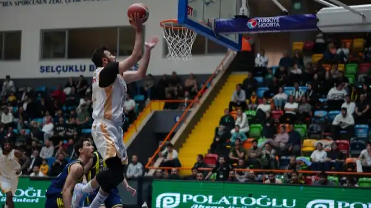 Basketbol da KBBS yarı finale yükseldi 91-63