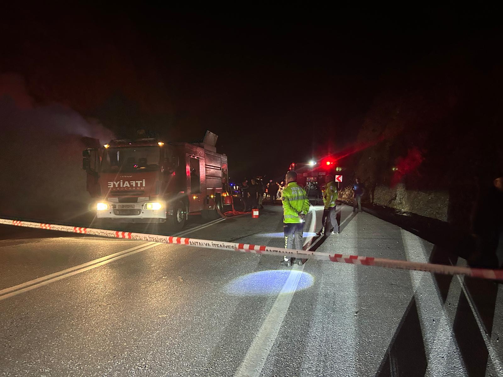 Şehirler arası yolda korkutan yangın